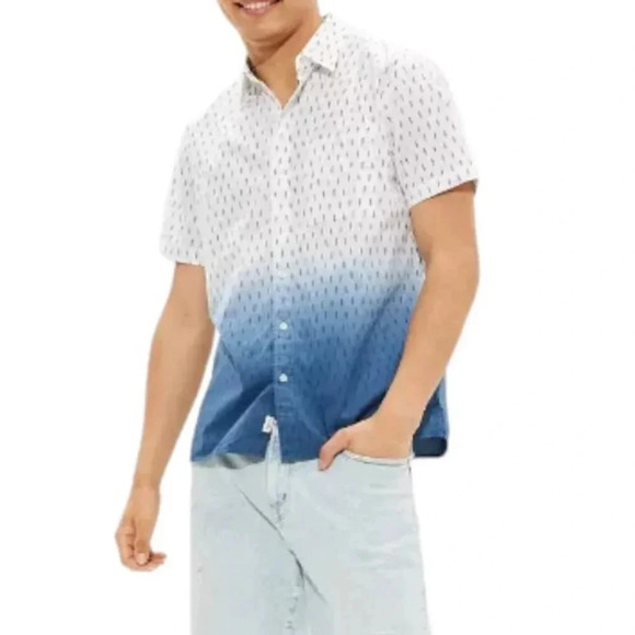 American Eagle Mens Size L Flex Dip-Dye Blue White Short Sleeve Button Up Shirt - Picture 1 of 13